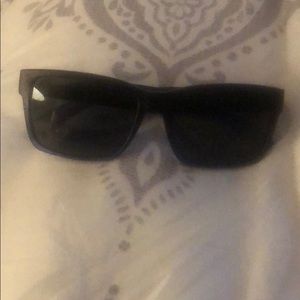 🔥 3/$15 Cool kids sunglasses. Ages 0-2